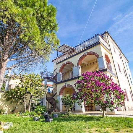 Apartment Bencic Karigador Exterior photo