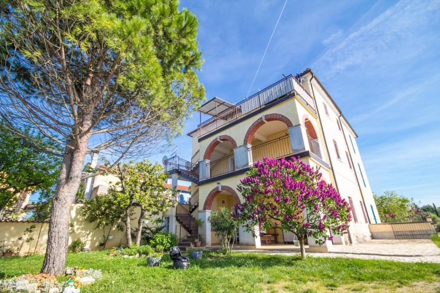 Apartment Bencic Karigador Exterior photo